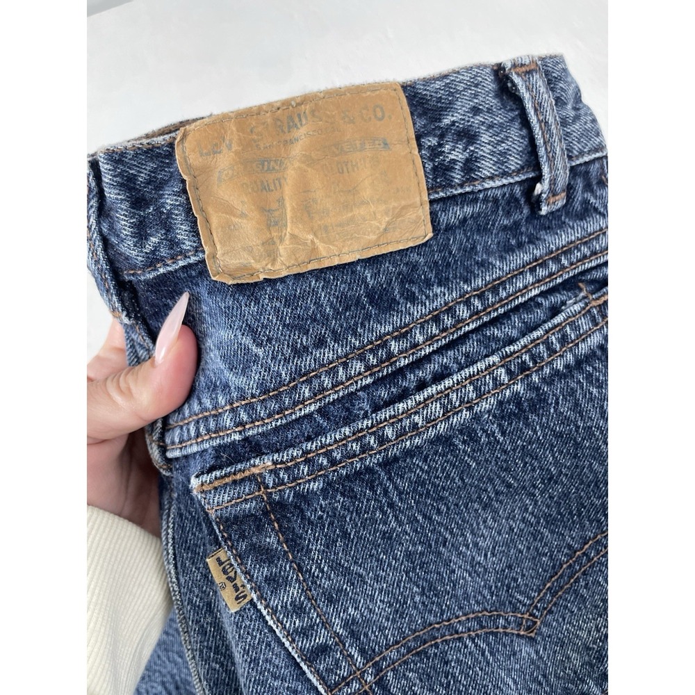 Vintage 90's Levi's Denim Jeans Brown Tab Made In The USA Medium wash‎ CBK